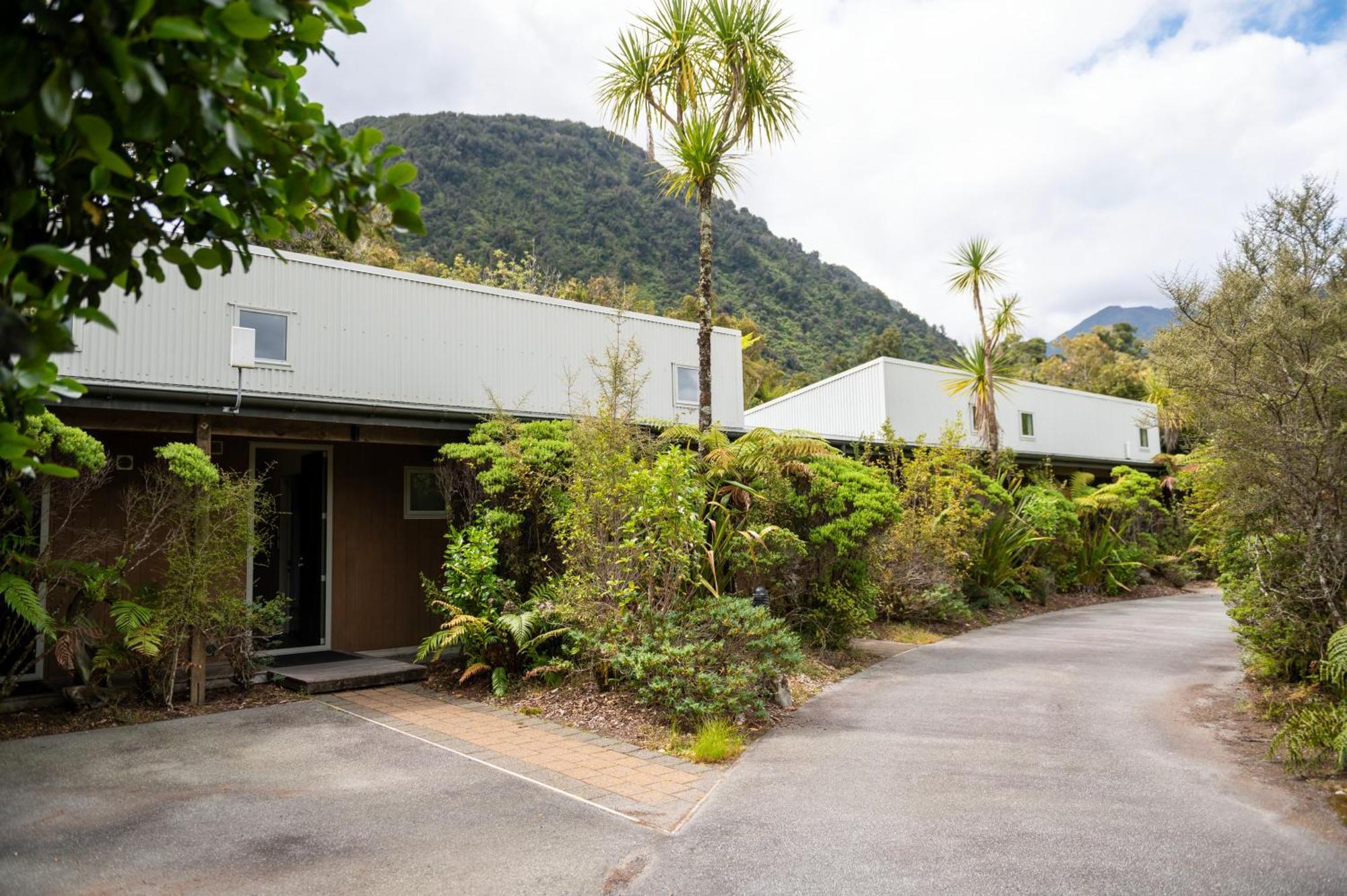 Punga Grove Motel Franz Josef Ngoại thất bức ảnh